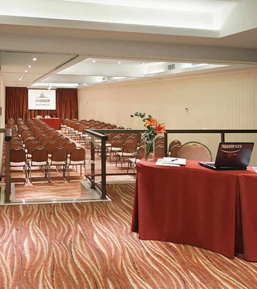 Hotel Sheltown Buenos Aires Bagian luar foto